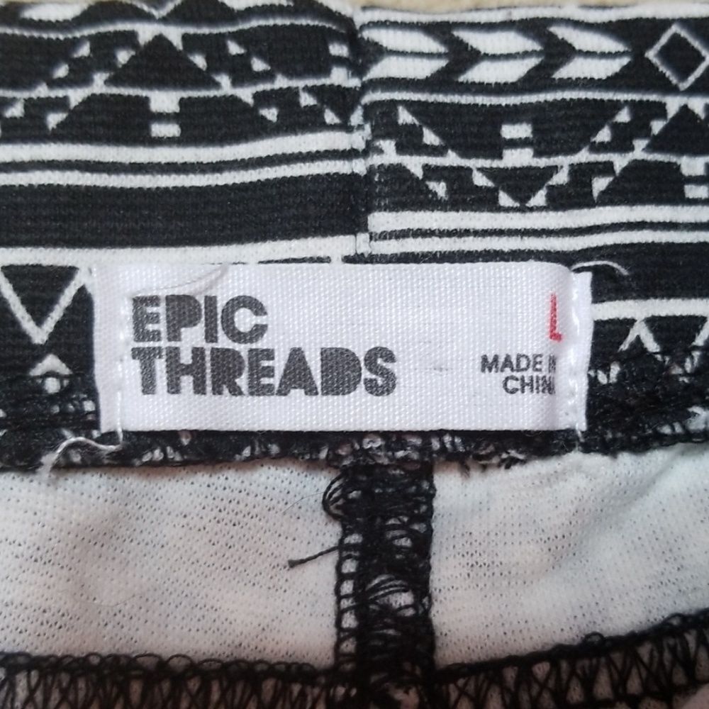Epic Threads Jeggings - Picture 3 of 3